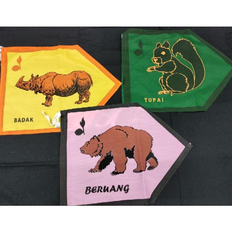 

Diskon Bendera Regu Pramuka Untuk Penggalang Laki - Laki ( Harga Per 1 Pcs ) Wxy