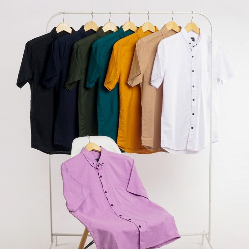 Kemeja Pria Polos Basic Lengan Pendek