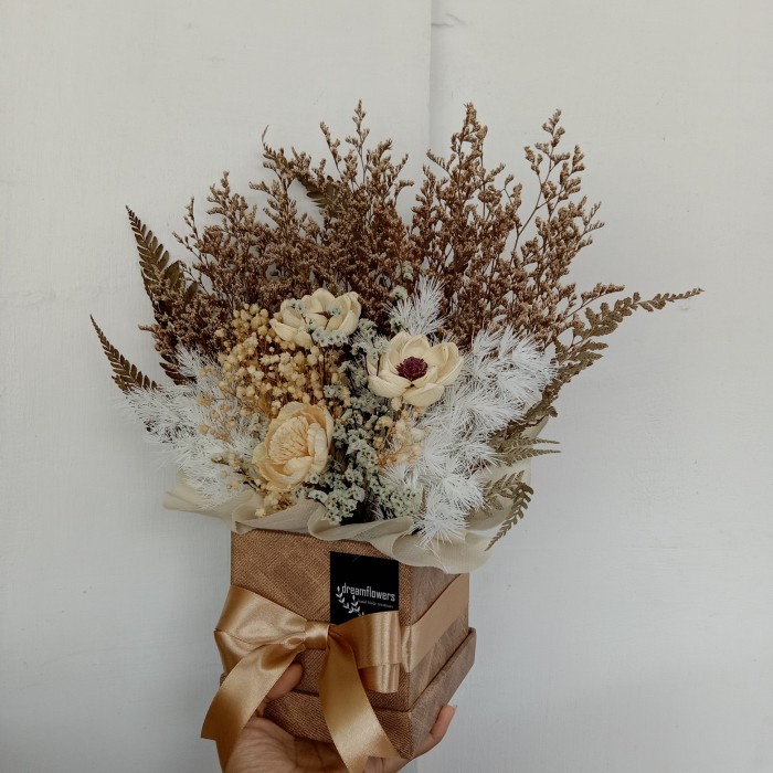

Terlaris Bloom Box Bunga Kering Import Preserved L Tinggi Full 30Cm