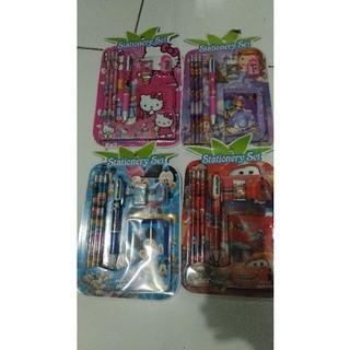 

ALAT TULIS PAKET ATK 9566 KARAKTER A047