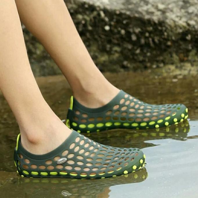 Sepatu Sendal Pantai Sepatu Air Sepatu Pantai Rafting Sepatu Diving