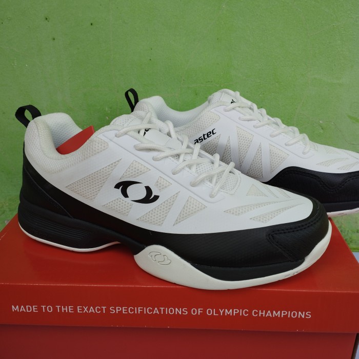 SEPATU ASTEC ORIGINAL BADMINTON GARDA WHITE BLACK WOMEN