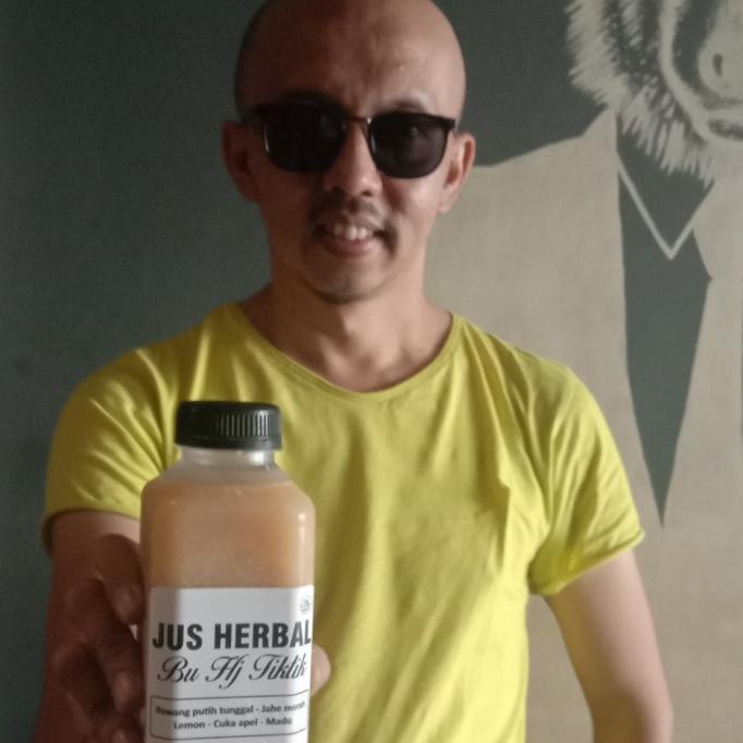 

Open DS] jus jahe merah,bawang putih tunggal, cuka apel, lemon, madu