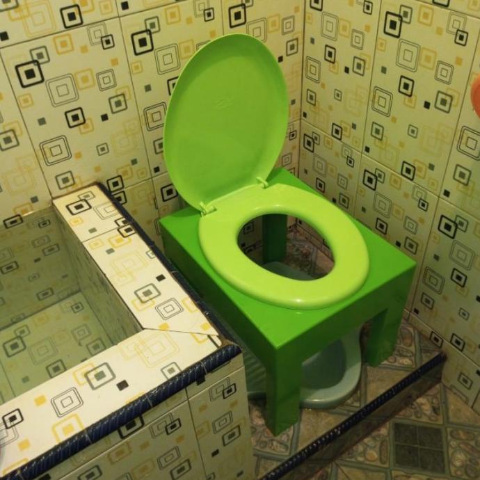 wc duduk portable ( lansia ibu hamil)