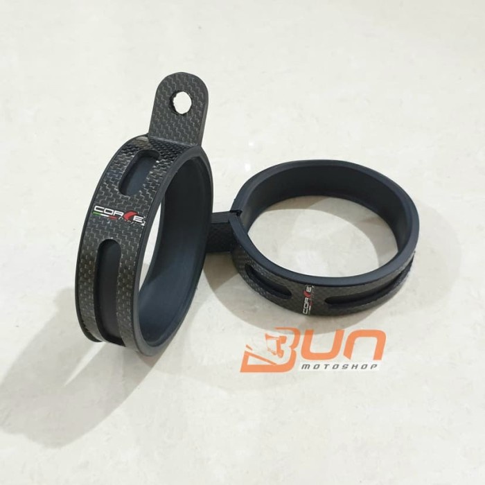 Kode R02 Breket Carbon Kevlar Knalpot Silencer Diameter 9Cm / 3.5 Inch