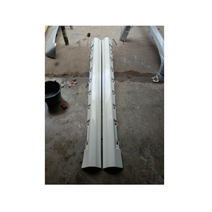 {Bekas} bodykit avanza veloz xenia 2017 Diskon