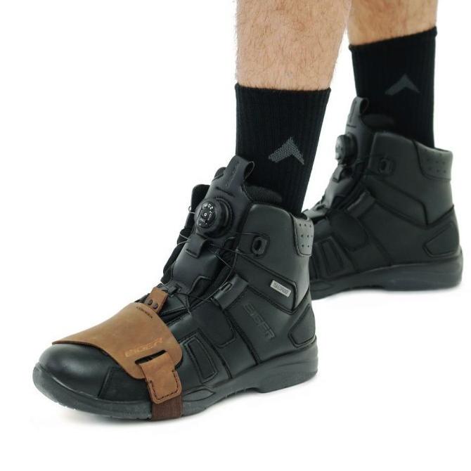 EIGER GEARSHIFT 1.0 SHIFTER PAD BROWN sepatu persneling motor