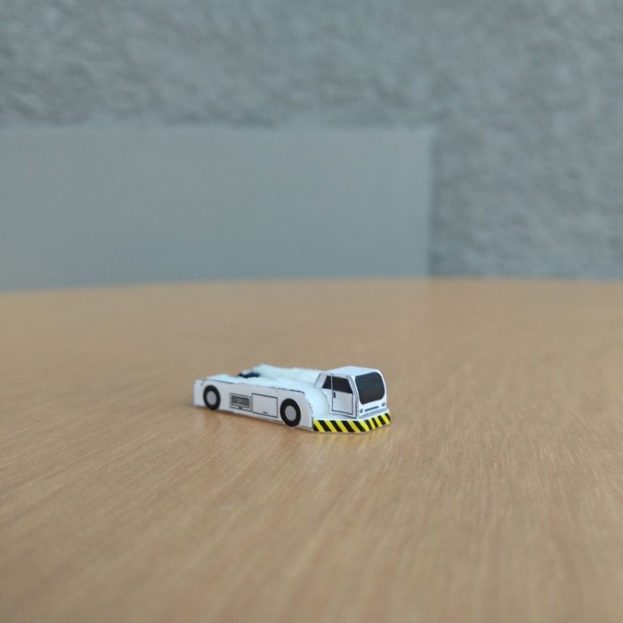 PROMO DIECAST/MINIATUR GSE AIRPORT PUSHBACK CAR SKALA 1:400 TBK TERMURAH