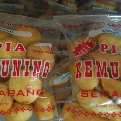 

Enak Pia Kemuning Semarang 250 Gr Non Halal