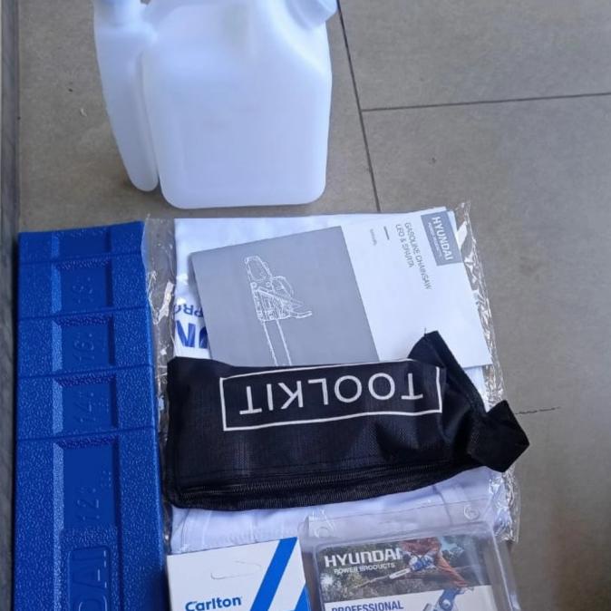 HYUNDAI GASOLINE CHAINSAW - SPARTA