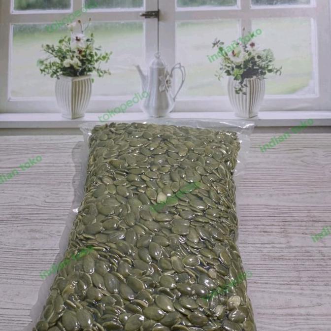 

\\\\\] pumpkin seeds / kuaji biji labu / pepita 1 kg