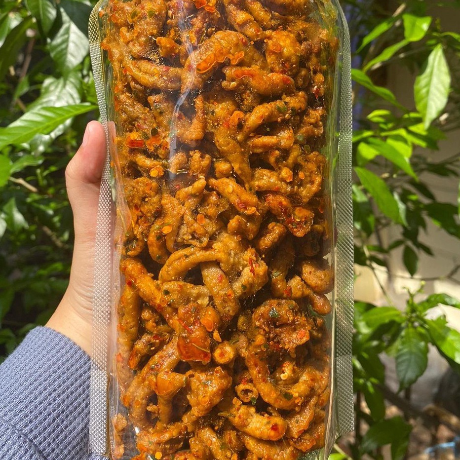 

Harga Murah 1/2kg - USUS CRISPY PEDAS DAUN JERUK - USUS KRISPI - KERIPIK USUS Harga Murah