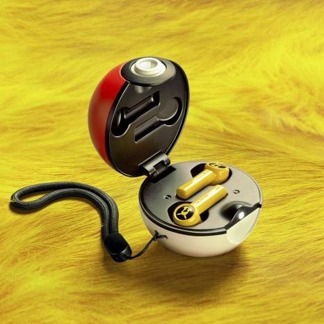 TERLARIS RAZER HAMMERHEAD TWS EARBUDS X POKEMON PIKACHU LIMITED EDITION