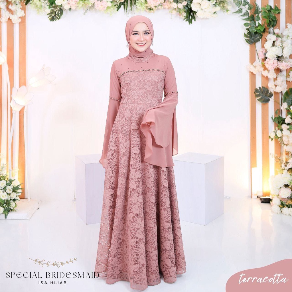 bridesmaid by isa hijab