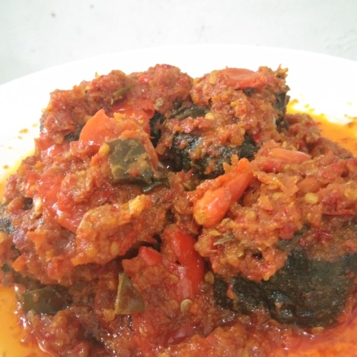 

IKAN TONGKOL BALADO