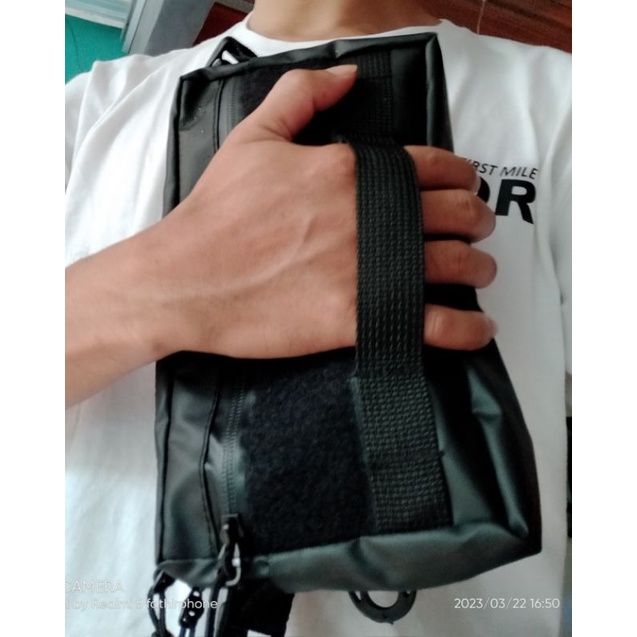 Hand Bag Clutch Waterproof  selempang Gantung Serbaguna