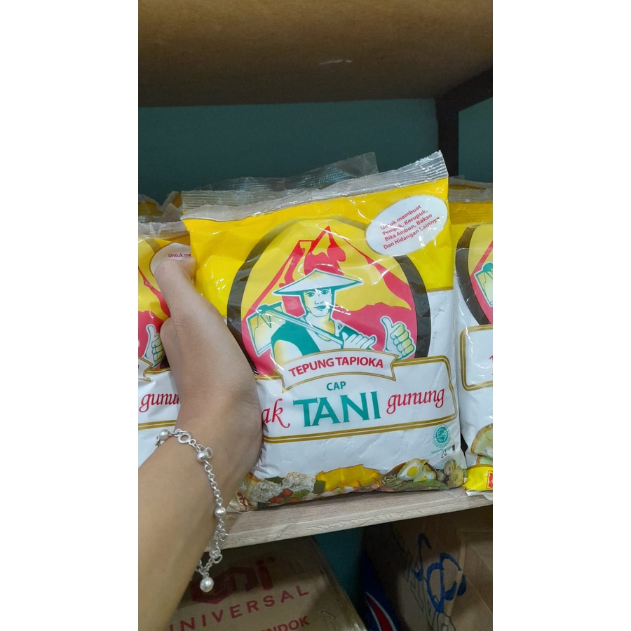 

TEPUNG TAPIOCA CAP PAK TANI - 500GR/TEPUNG SALJU TANI TAPIOCA