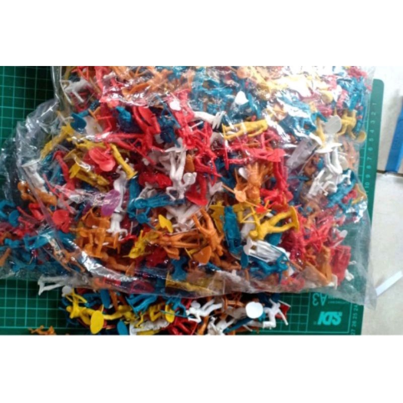 mainan patung tentara/ mainan patung indian isi 100 pcs
