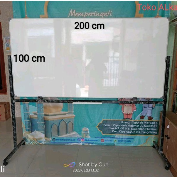 

Papan tulis Whiteboard gantung 100 x 200 cm