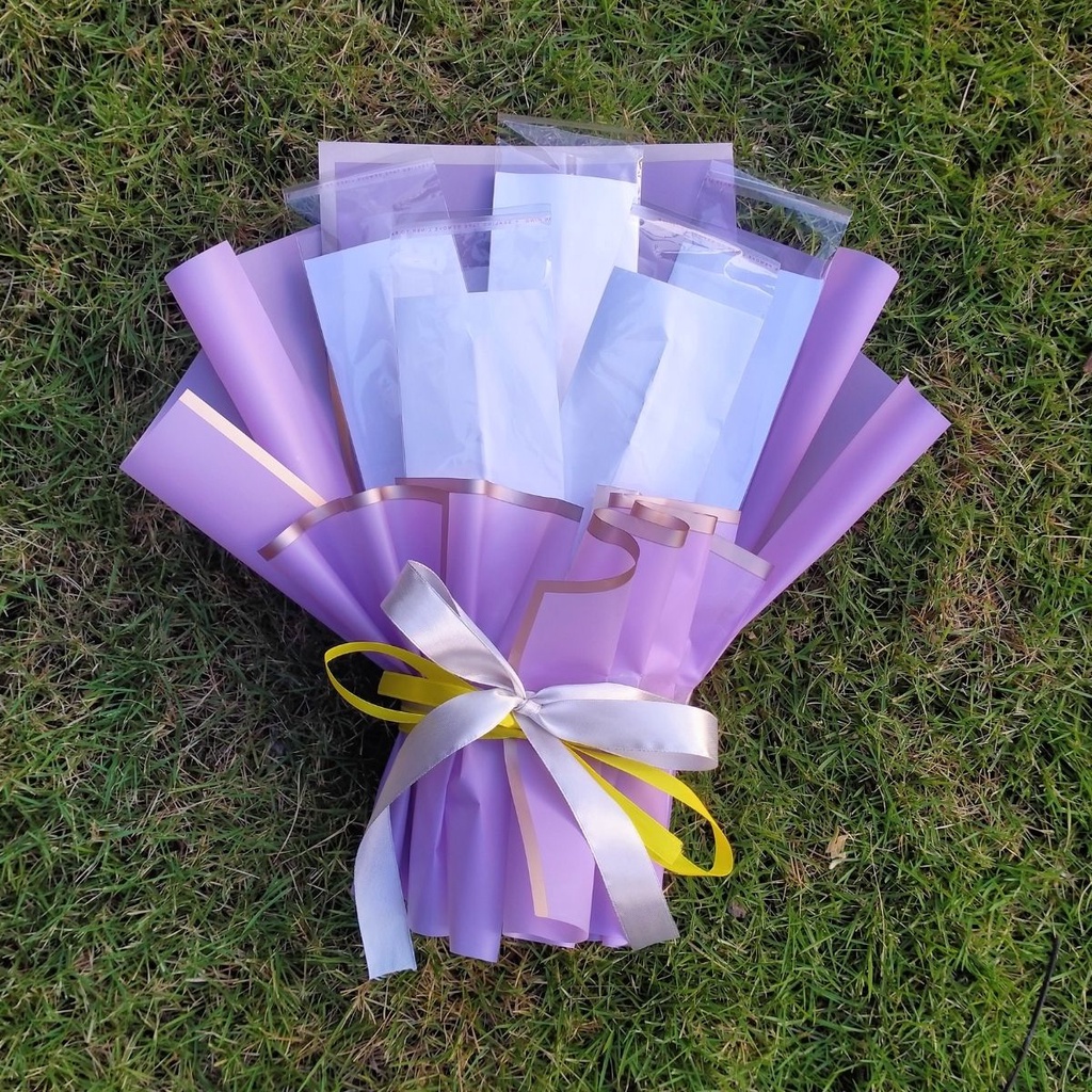 

Money Bouquet / Buket Uang Kosongan Warna Pastel Ungu Biru Pink isi 5 dan 10