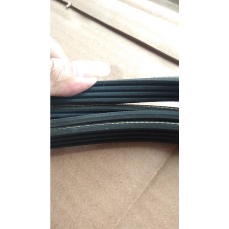 fanbelt rib belt 4pk930