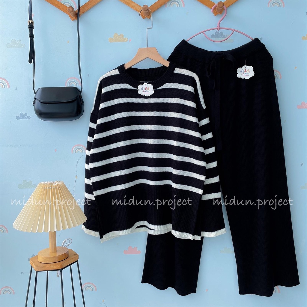 VANIYA STRIPE KNIT | ATASAN RAJUT GARIS-GARIS WANITA