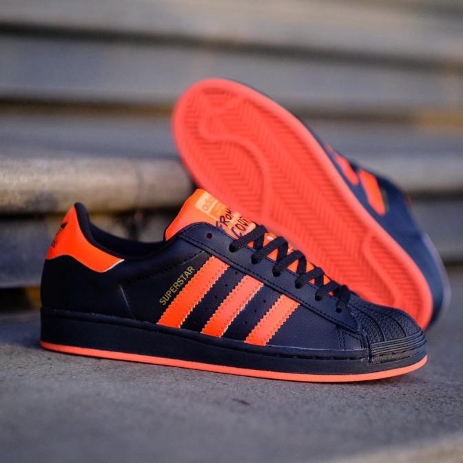 Sepatu Pria Adidas Superstar Laceless From The Court To The Street Berkahhabadii