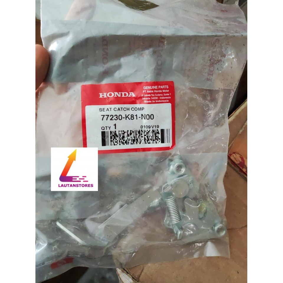 77230-K81-N00 Dudukan Kunci Jok Seat Lock Beat Eco Street K81 2016 - 2019