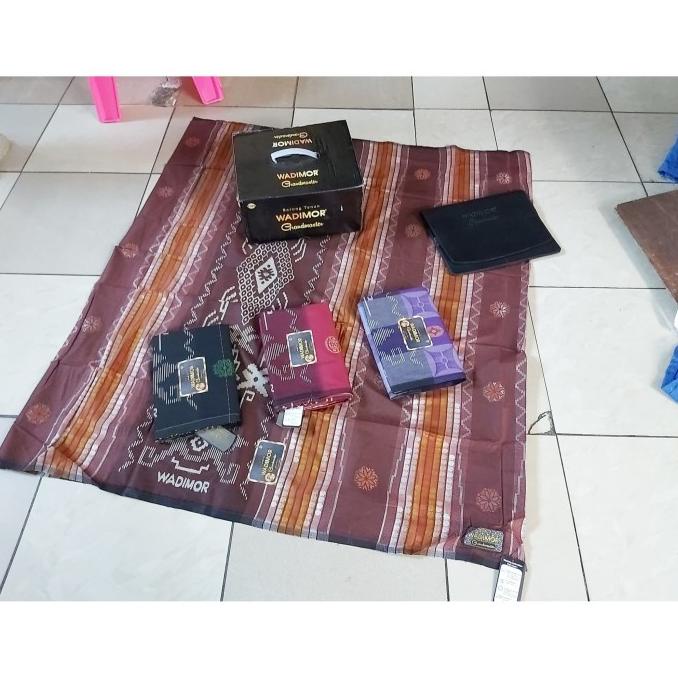 Sarung Wadimor Grand Master