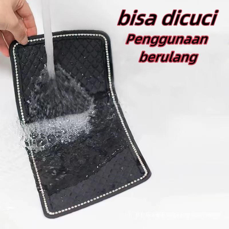 Alas / Tatakan Anti Selip slip Mat Dashboard Mobil Bingkai Bling Bling