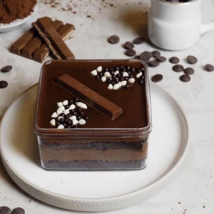 

Terbaru✔️✔️-BITTERSWEET BY NAJLA Belgium dessert box