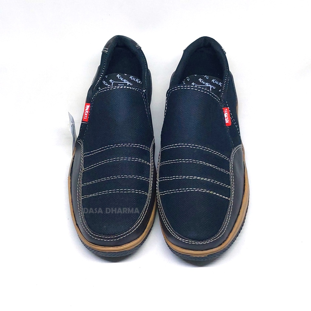 Sepatu Slip On Pria Casual Warna Hitam Size 39 - 43