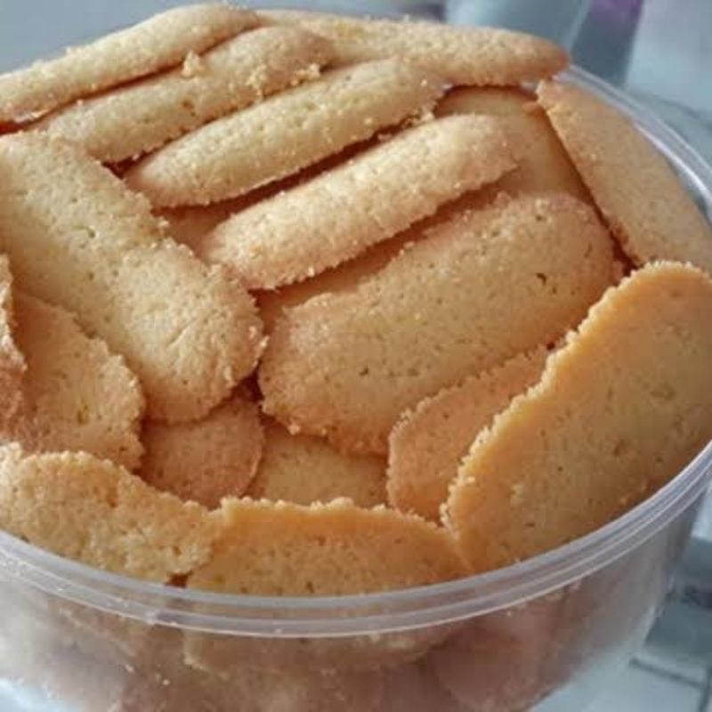 

Lidah Kucing-KUE KERING LEBARAN - HOME MADE