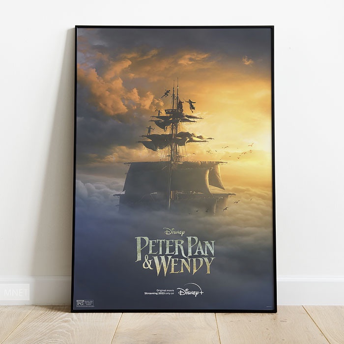 Poster Film Peter Pan & Wendy 2023 Bingkai Foto Minimalis