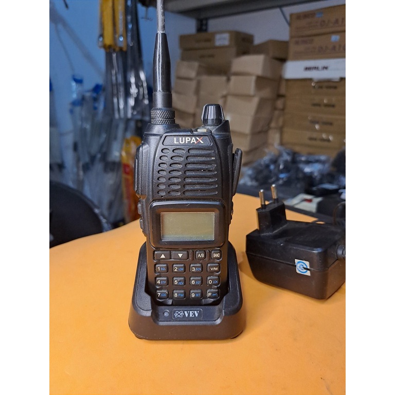 Ht lupax VEV-V18 Frekuensi Vhf Uhf Lupax VEV 18 Bekas Dual Band Vhf 136 Mhz sd 174 Mhz dan Uhf 400 M