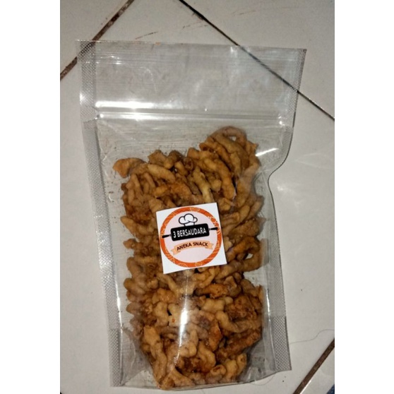 

kripik usus