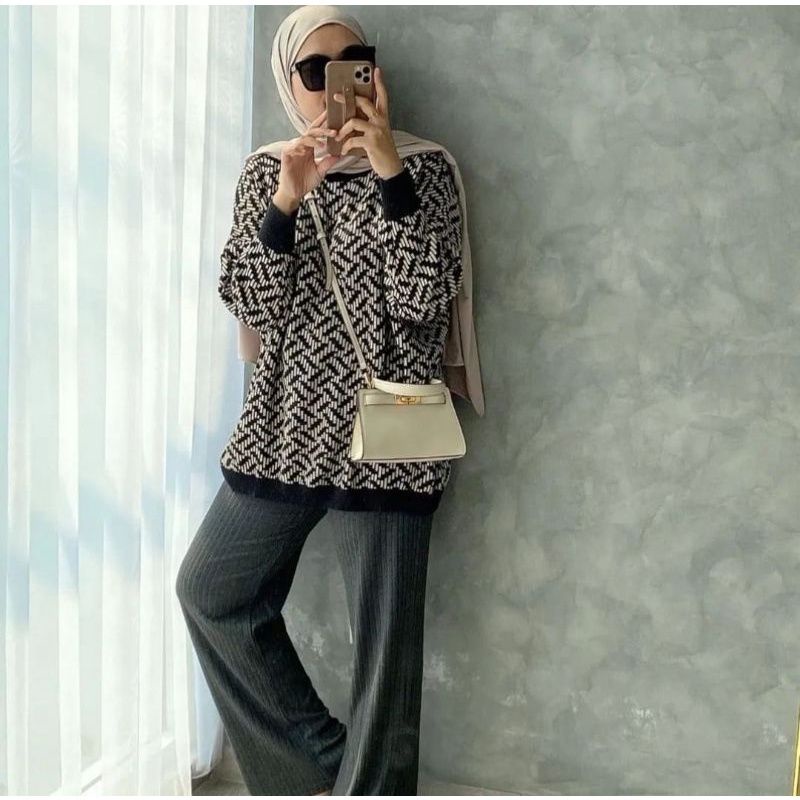 Mery Garis Blouse Knit Top Atasan Rajut Oversize