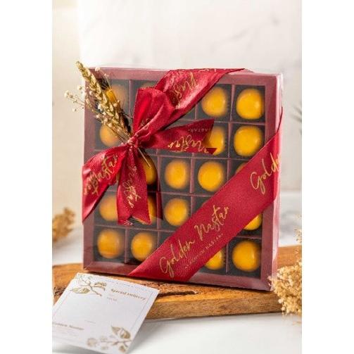 

KUE KERING HAMPERS GOLDEN NASTAR RED BOX EL09I09A82L