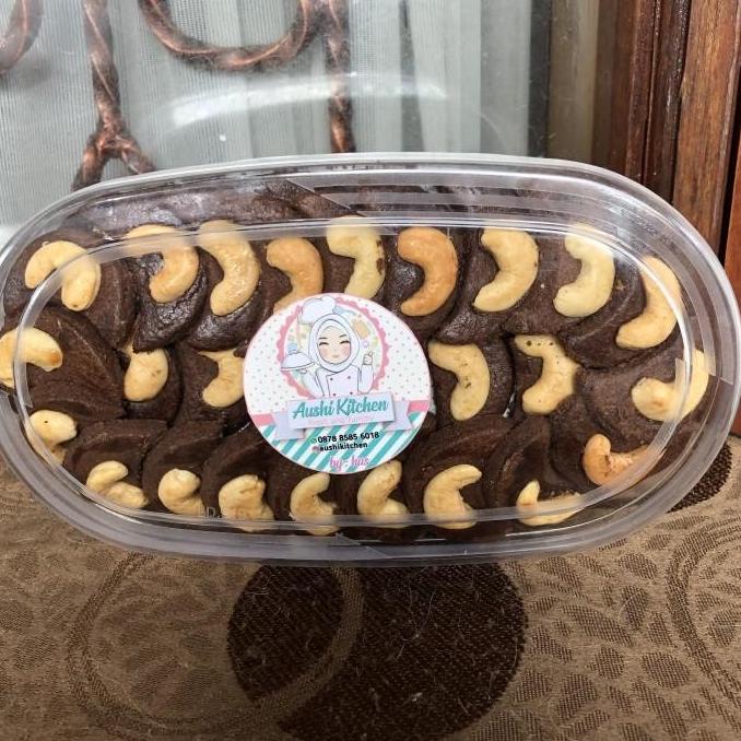 

KUE KERING READY STOK NASTAR KASTENGEL INA COOKIES J&C COOKIES PARSEL KUE KERING EL09I09A82L