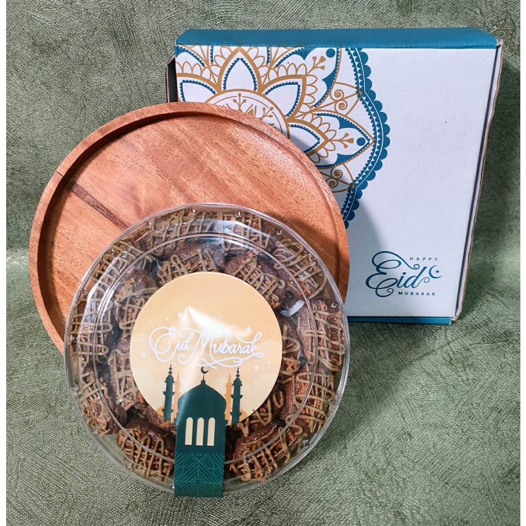 

Emira Hampers