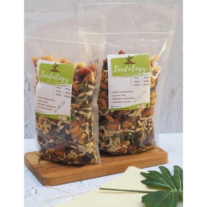 

JUAL Jumbo Mixed Fruit & Nut 1Kg - Campuran Kacang dan Buah Kering