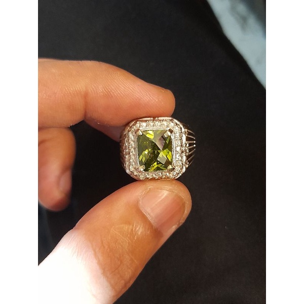 diamon peridot