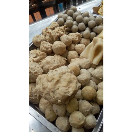 

paket komplit bakso daging nyakrek.aci, tahu.siomay