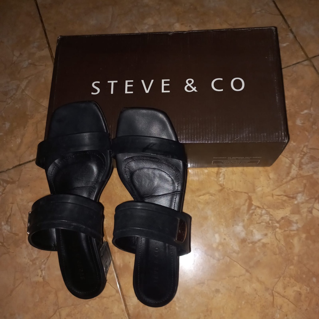 Heels Steve&Co