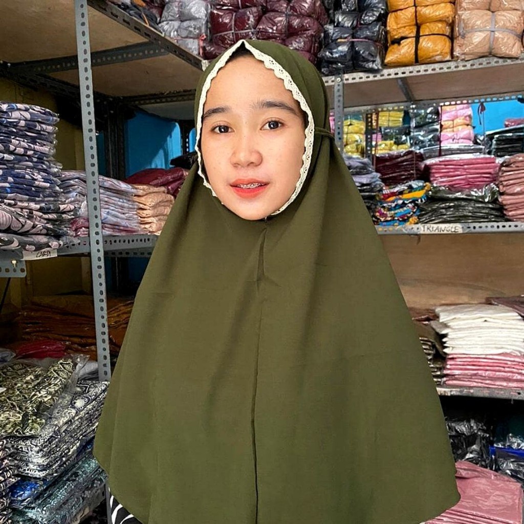 Bergo Maryam  Renda Jumbo Wolfis / Hijab Bergo Renda / Bergo Renda Jumbo
