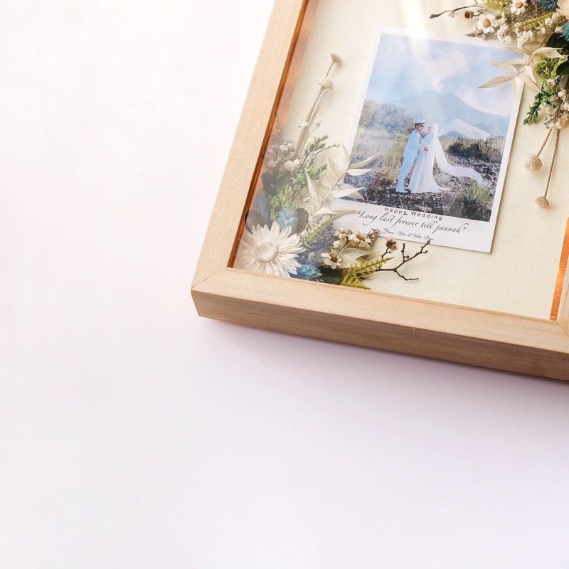 Kona Frame 20x25 | Flower | Kado Wisuda Ultah