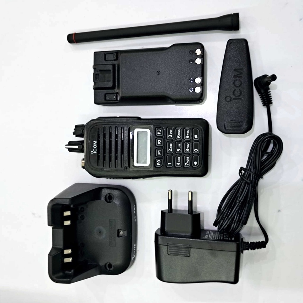 ICOM IC-V88 VHF 136-174 MHz Handy Talky