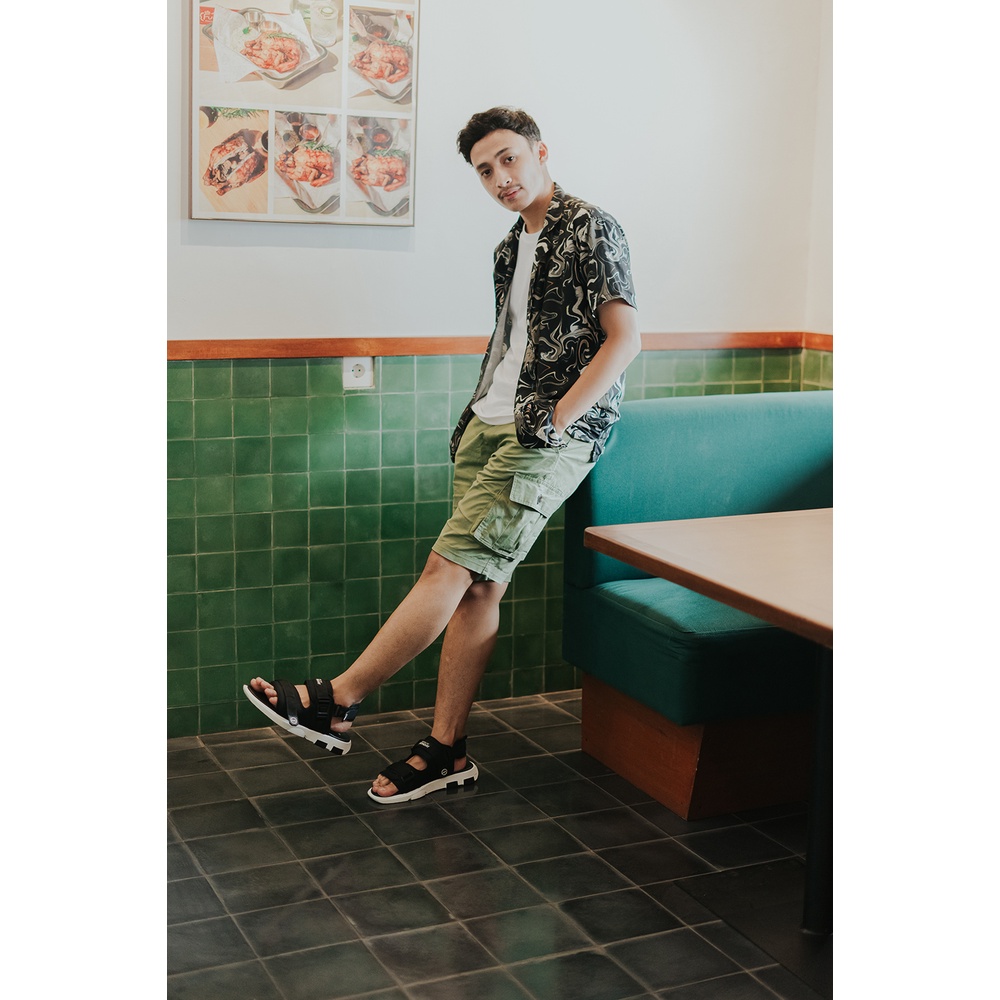 KIMBER BLACK |ManNeedMe x Monday| Sandal Pria Sendal Gunung Hiking Cowok Casual Traveling ORI