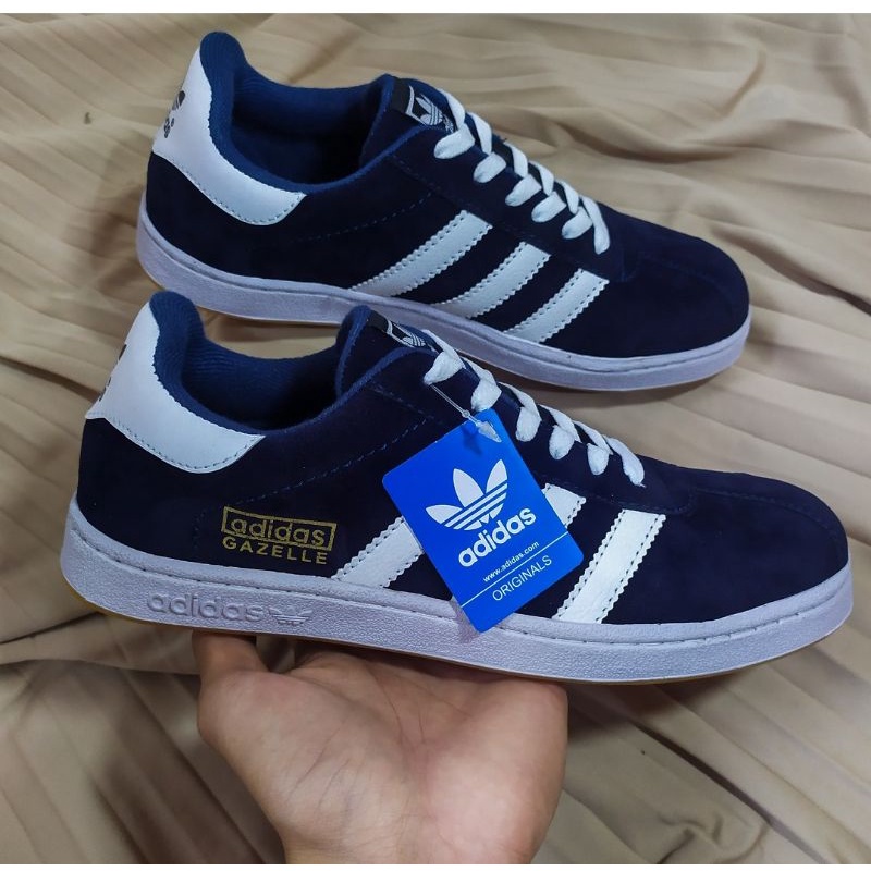 PROMO SEPATU KETS PRIA DAN WANITA AD1D4S GAZELLE SIZE 39-43/SNEAKERS MODEL BARU 2023 4DID4S GAZELLE/SNEAKERS SEKOLAH PRIA HITAM POLOS/SNEAKERS SEKOLAH WANITA FULL BLACK/SEPATU CASUAL FULL HITAM/SEPATU LARI PRIA DEWASA/SEPATU OLAH RAGA PRIA WANITA AD1D4S