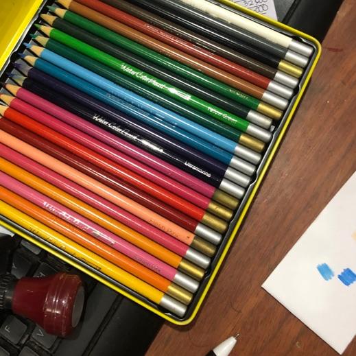 

Promo✔️✔️-Pensil warna sisa export 24 warna isi biasa kaleng